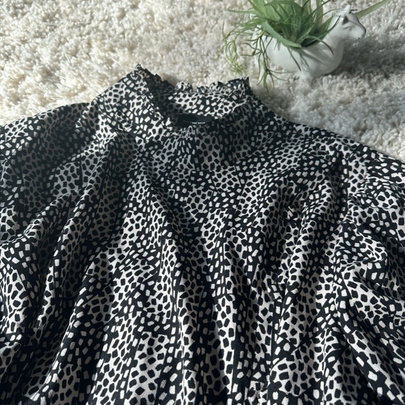 Who What Wear vintage speckled polka dot button turtleneck unique top bl… - Picture 5 of 5